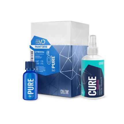 GYEON Q² Pure EVO 30ml keramische coating met verpakking en Q²M Cure op witte achtergrond